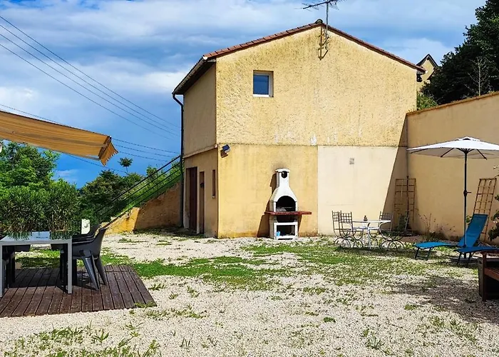 Ferienhaus D En Bas *